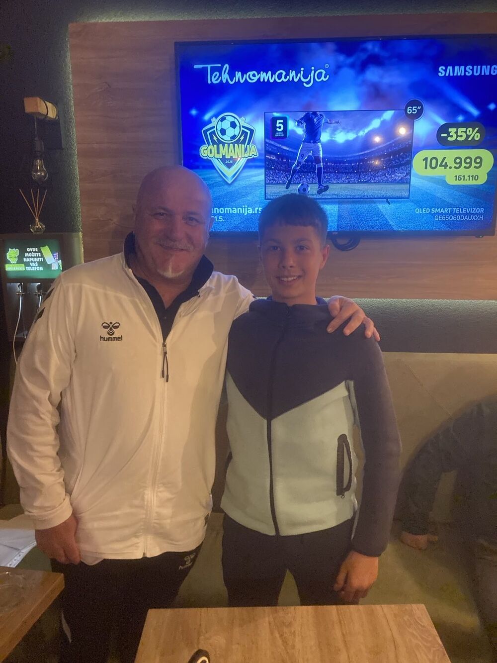 Marko Vićentijević (desno)