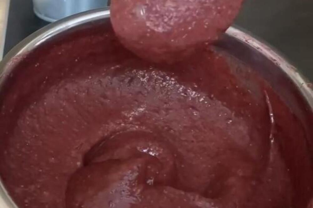 Ovaj džem od jagoda ima samo 2 sastojka i ni trunke šećera! Toliko je moćan da ne možete ni da sanjate