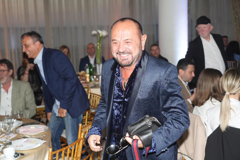 Prima 3 penzije, a kad budete videli cifre zanemećete: Otkriveno koliko Miletu Kitiću mesečno leže na račun