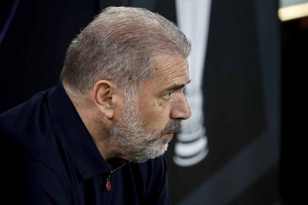 Totenhem otpustio trenera koji mu je doneo Ligu Evrope i prvi trofej posle 17 godina! (Foto)