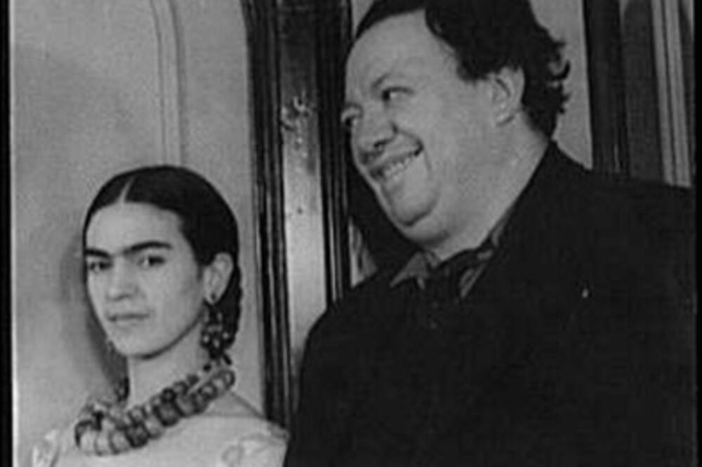 Varao je sa sestrom, a ona njega i sa muškarcima i ženama! Kad je umrla, sa njenim pepeom uradio je bizarnu stvar