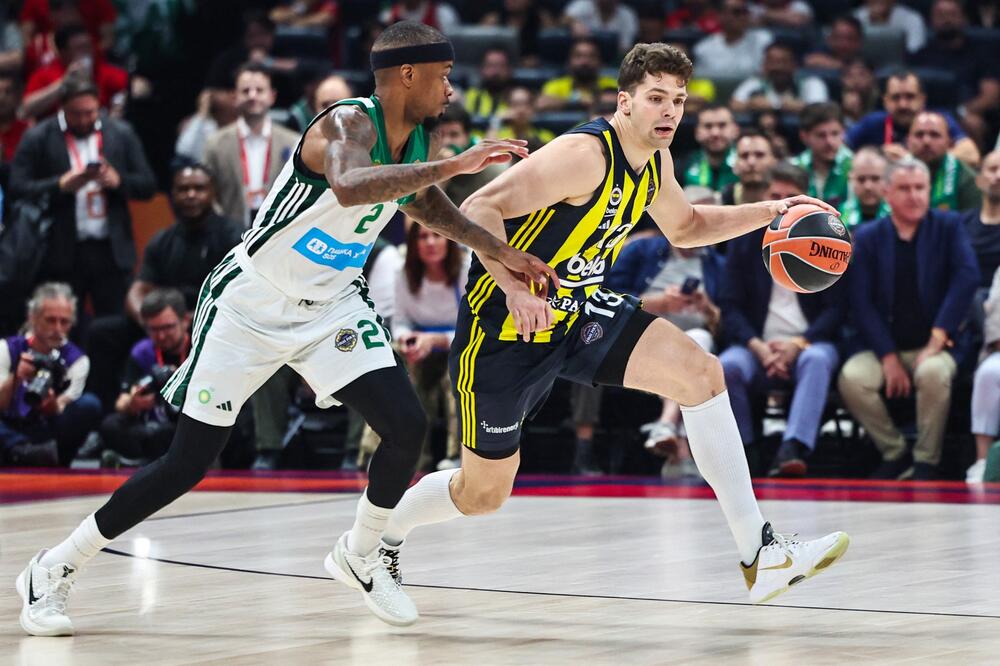 Fenerbahče skinuo krunu Panatinaikosu u Abu Dabiju! (Video/Foto)