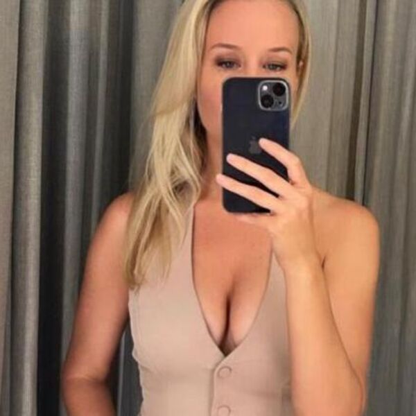 Jana bi mogla nešto da sakrije! Spavala sa 20 godina starijim čovekom i sve opisala - otac bolje da ne pročita ovo