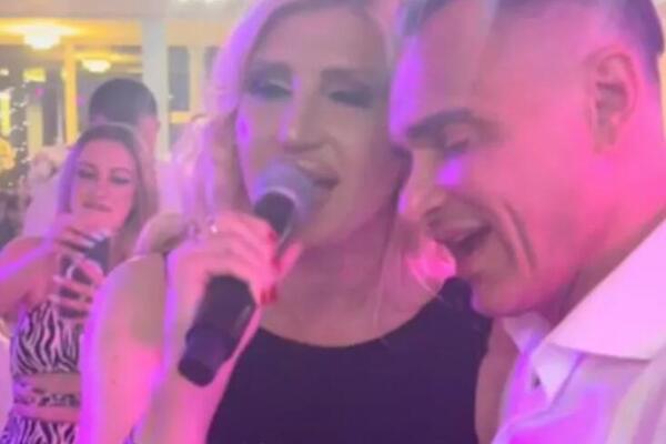 Ona je zamenila Jovanu! Dragan Stanković u prisnom činu sa plavušom, ruka mu zalutala na nezgodno mesto
