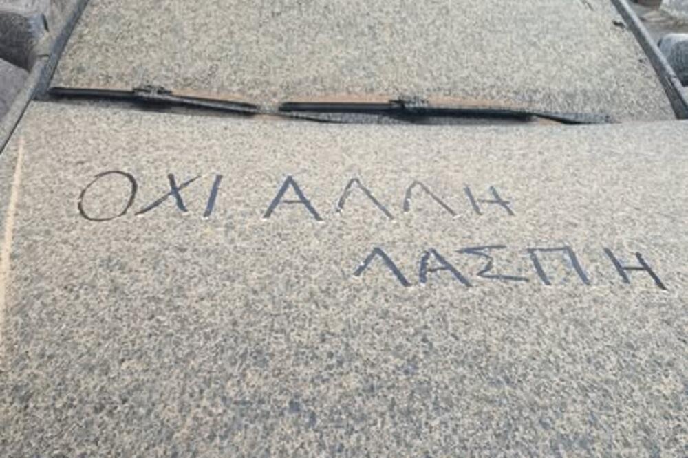 Evropa "prekrivena" Saharom: Ovaj deo Grčke pretvorio se u beskrajnu ''pustinju'', slike su jezive! (FOTO)