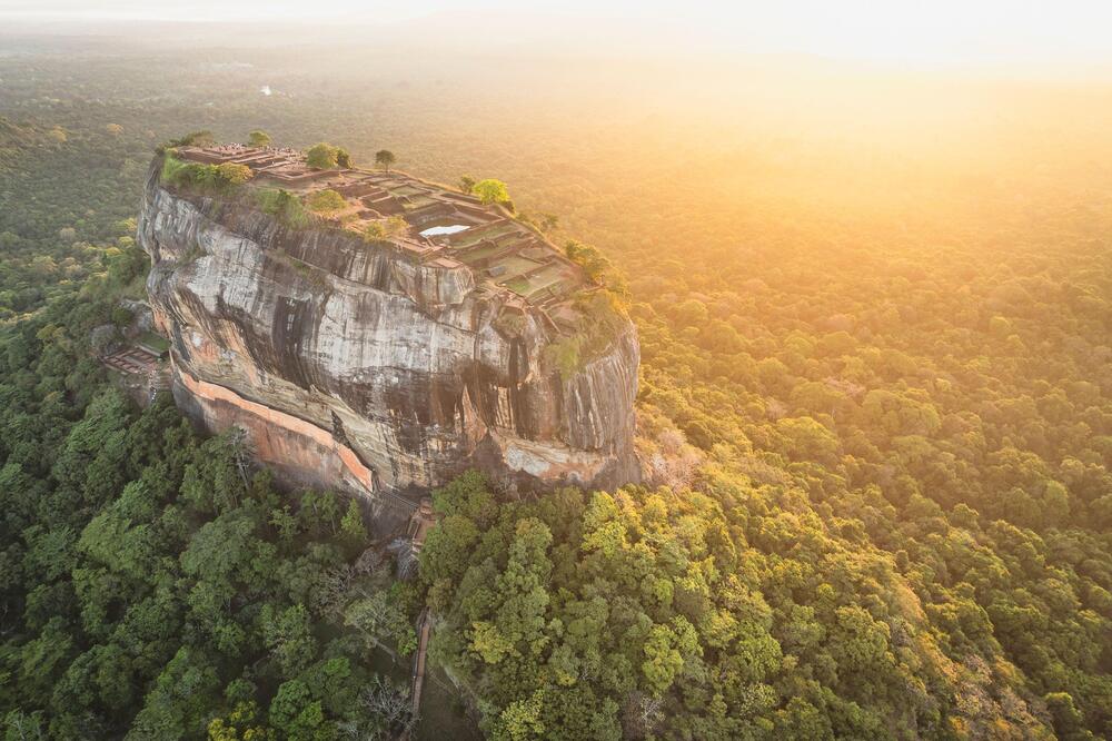 Izgubljeni grad koji je progutala priroda! Ovo mesto zbunjuje i naučnike, a stara legenda kaže... (VIDEO)