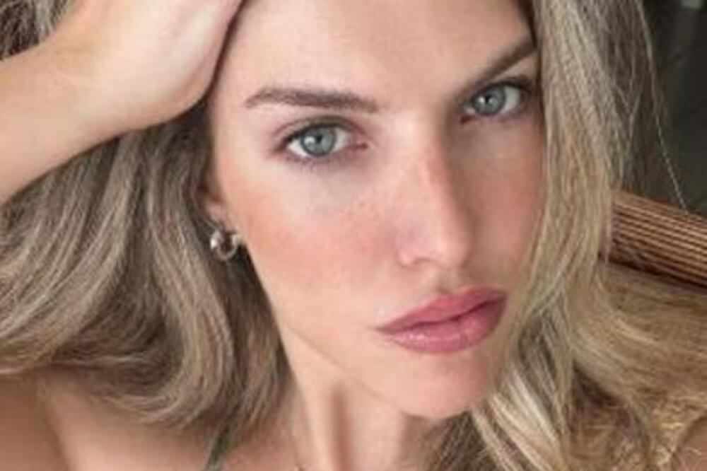 "Vrše nuždu na vrhu stola, a ispod...": Devojka otkrila koje zahteve sa jahti mora da ispuni, ne sme da kaže NE