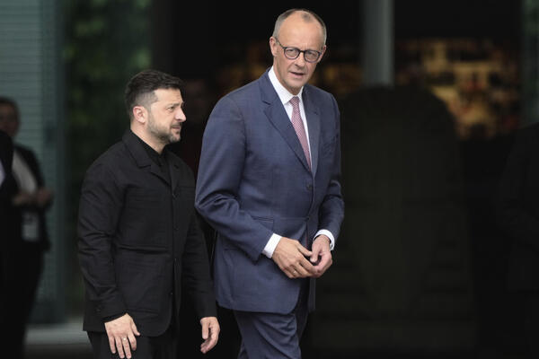 OVAJ ČOVEK JE SASEKAO KRILA ZELENSKOM! Ukrajincu uputio brutalnu poruku - "TO NIJE MOGUĆE!"