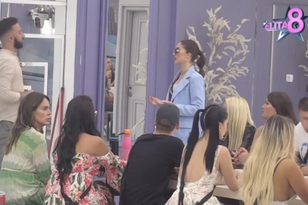 Zašto je ponovo na Pinku posle svega? 2 meseca pred kraj šokirala - kamera uhvatila svaku reč