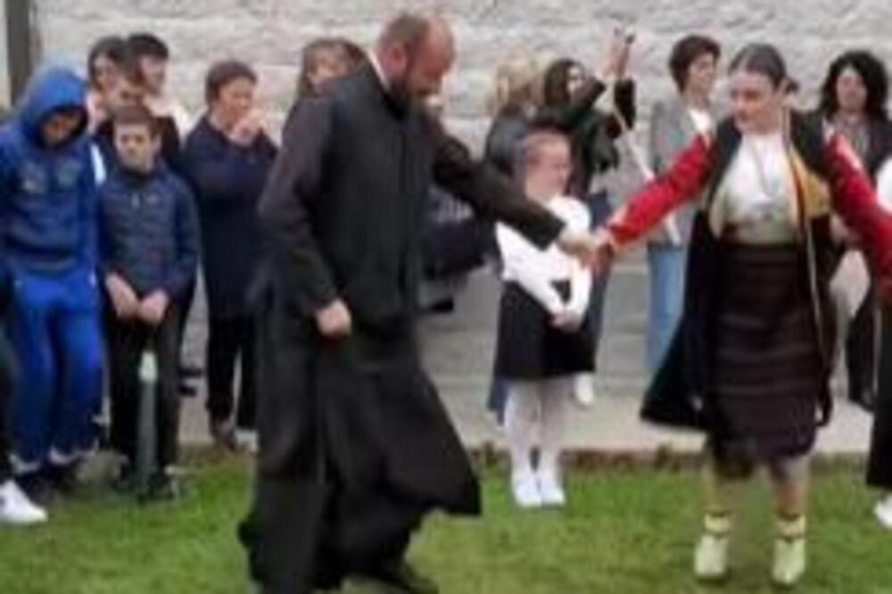 "To se zove gospodin": Sveštenik iz Nevesinja postao hit na mrežama! Sve zbog ovog snimka
