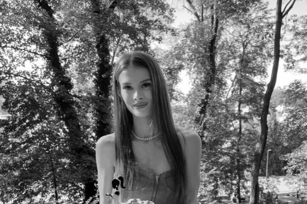 "Punim pušku, podešavam nišan...Bila je kao mladunče srne": Ovako je Robert opisao trenutak kada je upoznao Teodoru