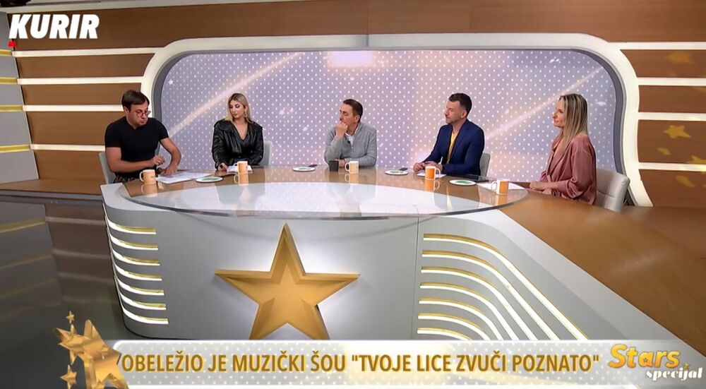 Dragan Kojić Keba sa voditeljima Stars specijala