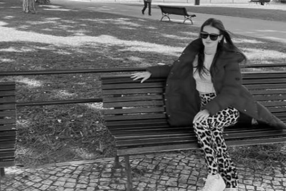 Užasni snimci sa nadzornih kamera prikazuju muškarca u crnom kako prilazi Teodori i... Svedoci izneli šok detalje