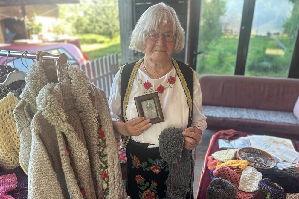 Milica je osvojila više od 50 priznanja za svoje umeće: Sa 10 godina naučila da štrika, savet majke nije zaboravila