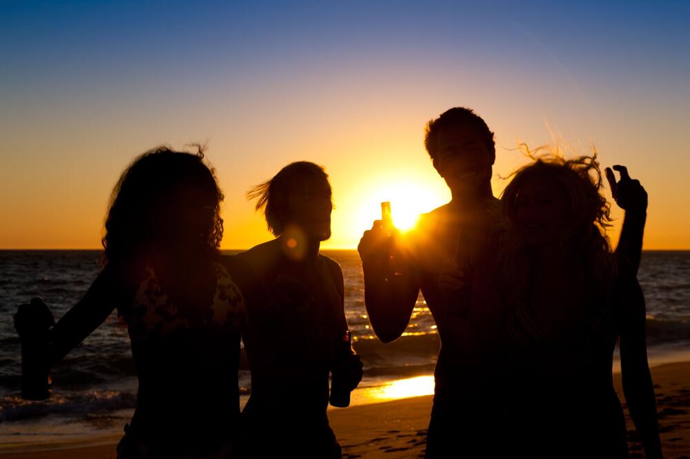 Ništa od piva i cigareta u Grčkoj bez ovog dokumenta?! Spremaju se ogromne promene, odluka pada ovog datuma!