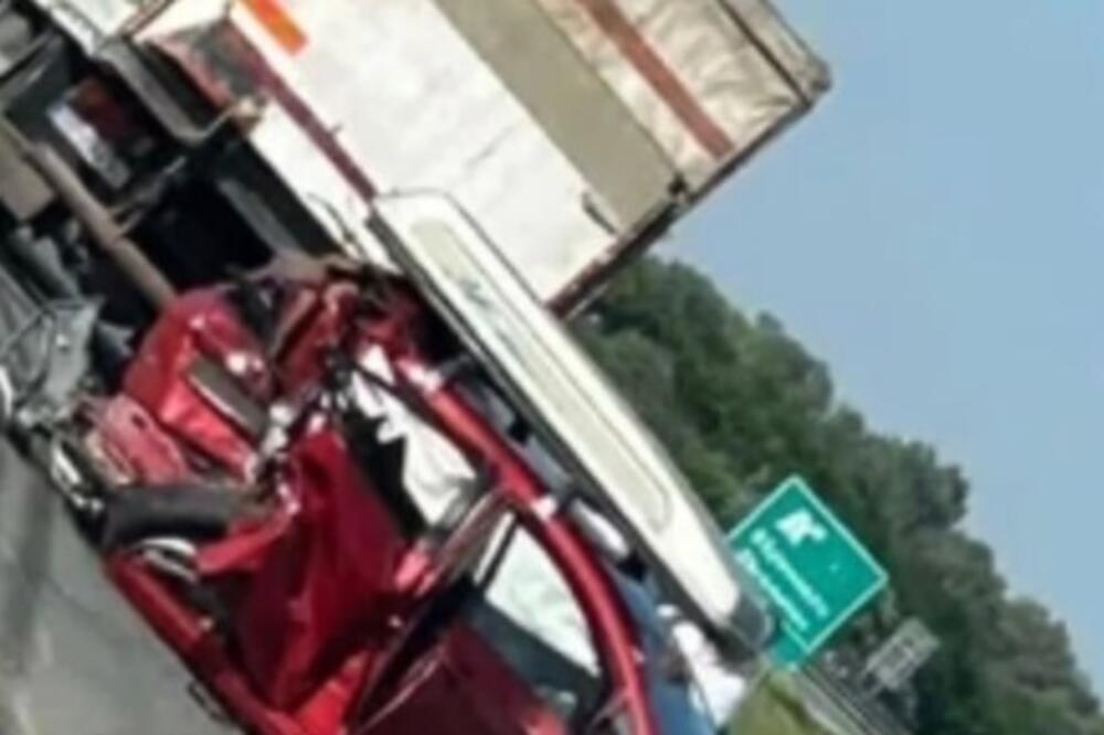 Dete podleglo povredama! Strašni detalji nesreće na auto-putu Miloš Veliki, trudnica hospitalizovana!