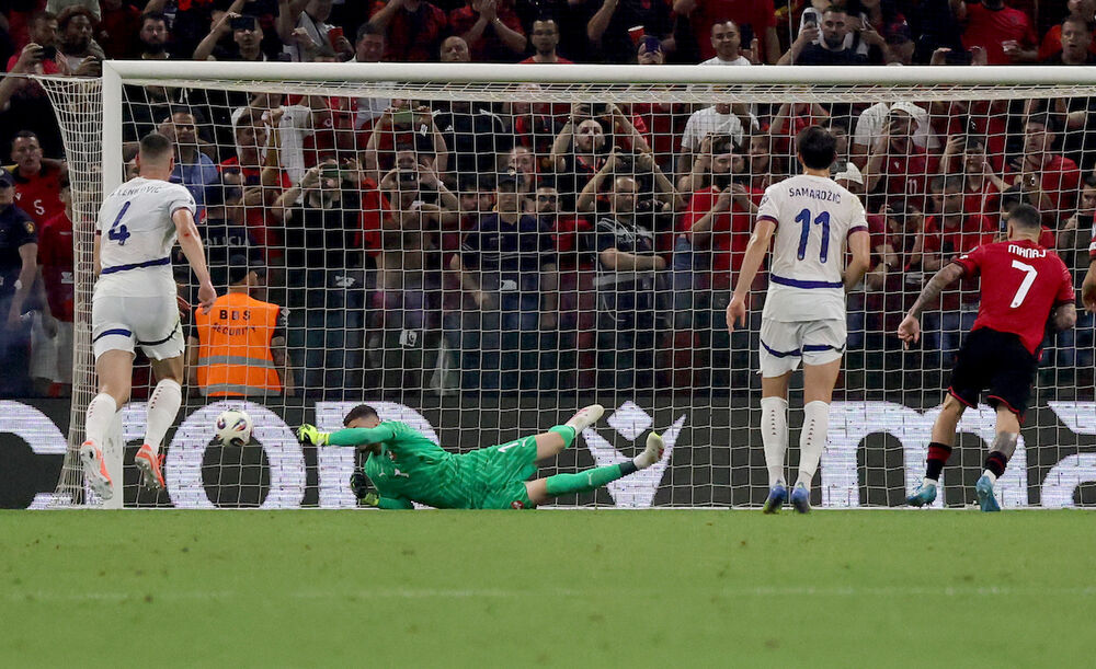 Fudbalska reprezentacija Srbije, Fudbalska reprezentacija Albanije, Đorđe Petrović