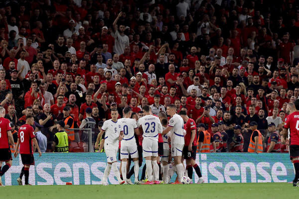 "KAD IGRAŠ ZA NACIONALNI TIM, MORAŠ DA..." Albanski fudbaler se oglasio pred meč sa Srbijom! Zakucao rečima!