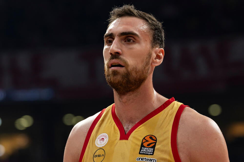 Potpisao Nikola Milutinov! (Foto)