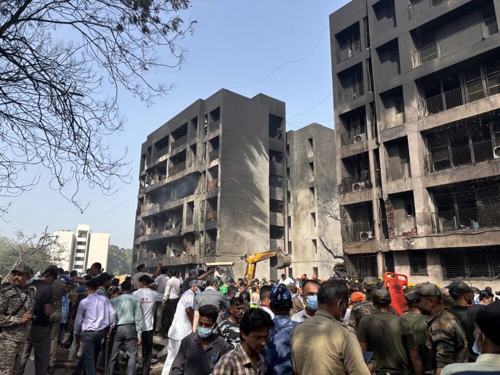 Avion, Pad aviona, Indija, Ahmedabad