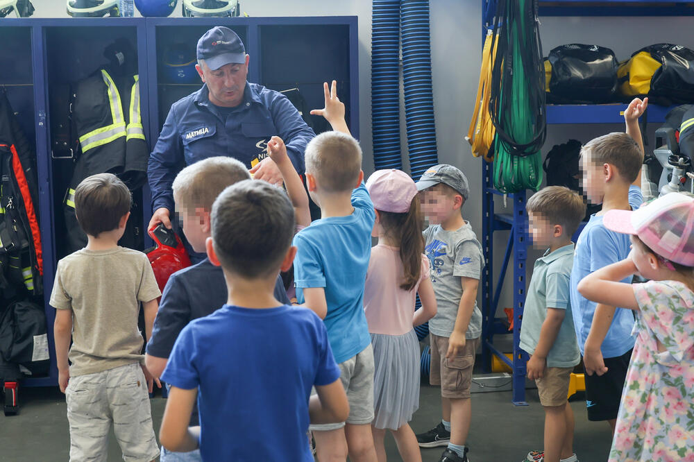 Vatrogasci NIS-a – inspiracija za najmlađe
