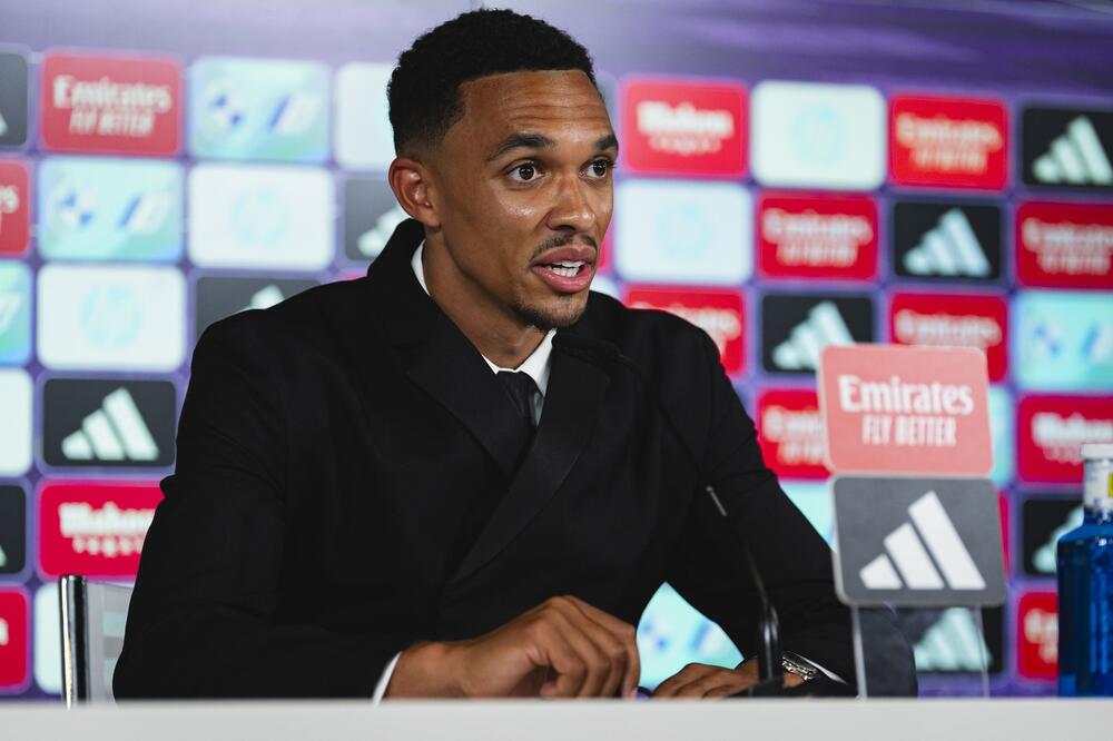 Ovo je sanjao ceo život! Svi su zanemeli kada je progovorio na promociji u Realu - kamera uhvatila reakciju Pereza