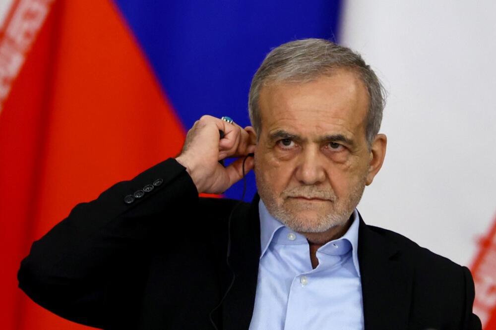 NAJNOVIJA VEST! Ranjen Predsednik Irana tokom sastanka