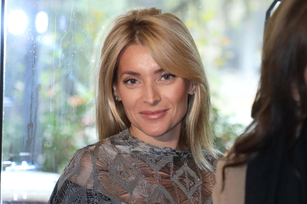 Srbi su u nju zaljubljeni, a niko ne zna koliko je Anđelka visoka: Mnogi su stekli pogrešan utisak, ovo je istina