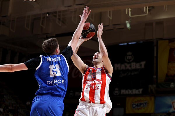 Spartak razbio očajnu Crvenu zvezdu! Crveno-beli u nokdaunu, mučne scene u Pioniru