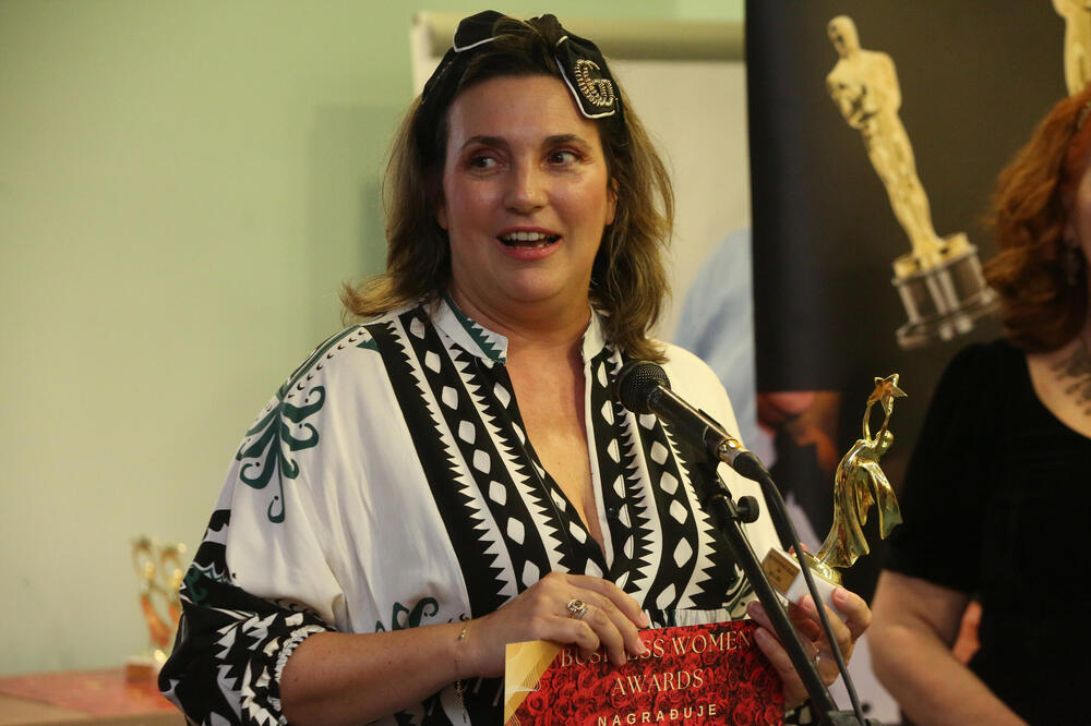 Isplivala istina o obrazovanju sina Milice Milše: Evo sa kojim prosekom je diplomirao, ljudi ostali bez teksta