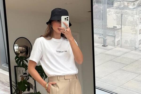 Najlepša srpska doktorka obukla sako na golo telo, pa raspalila maštu jačem polu: Ovo mogu samo najsmelije dame!