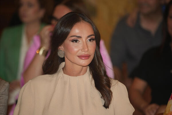 TURCI JOJ NAPRAVILI OŽILJAK I TO NA LICU! Najnovija Eminina slika izazvala haos, nema šanse da NE PRIMETITE