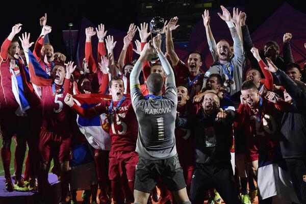 "3,2,1... Srbija je prvak sveta u fudbalu" - 10 godina od "novozelanđana!" (Foto)