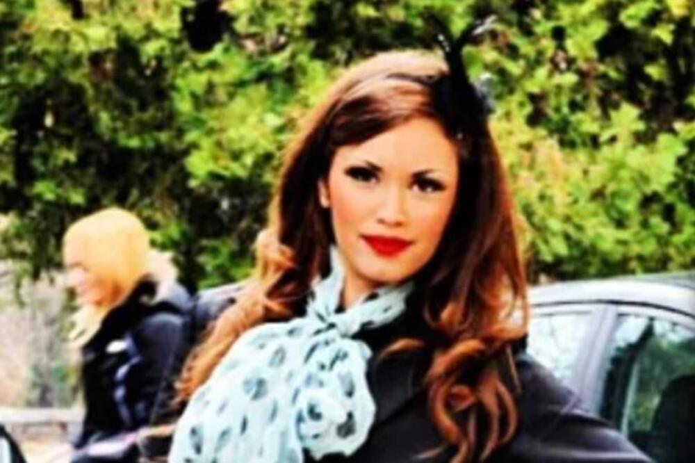 Ona je dokaz da operacije rade posao! Promenila lični opis pa ušla u Elitu, niko ne može da je prepozna