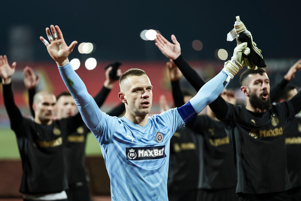 "Jedna od težih odluka u mom životu... Vratiću se! Emotivna poruka Aleksandra Jovanovića (Foto)