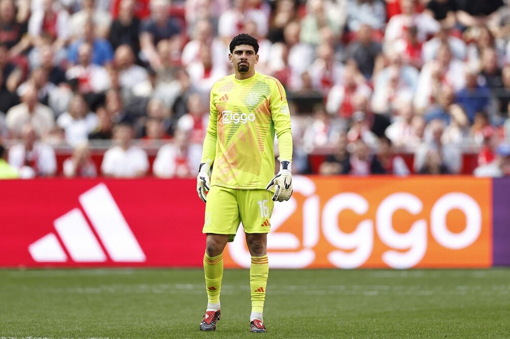 Mateus u dresu Ajaksa