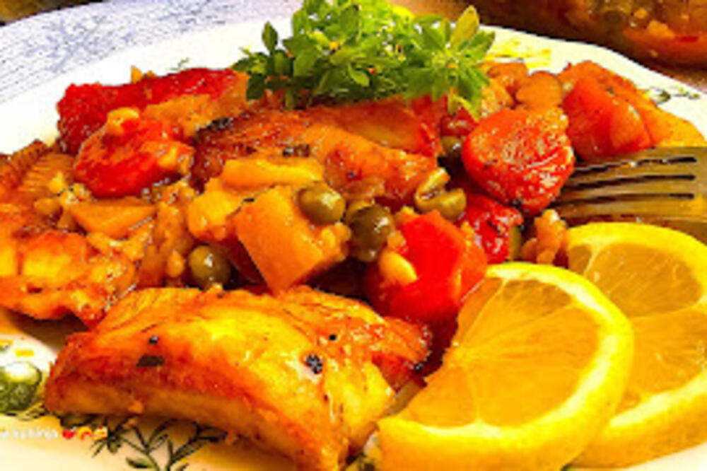 Nikad nećete poželeti da se omrsite! Osvanuo recept za najbolju posnu ribu iz đuveča! Oduševiće vas