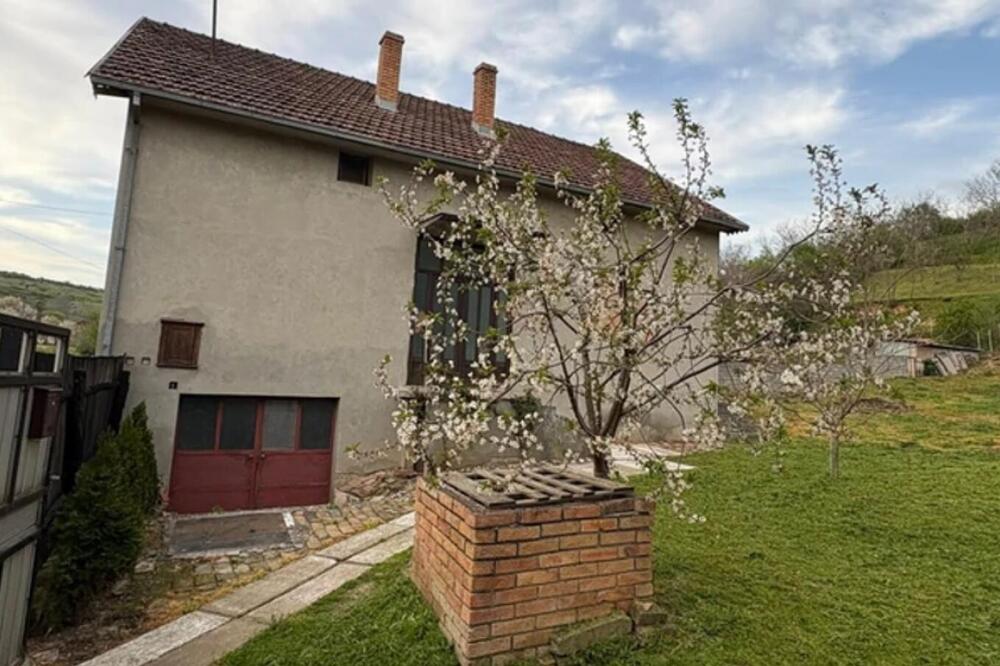 Kuća od 130 kvadrata sa 5 spavaćih soba za samo 27.000 evra: Idealna za sve porodice koje žele mir