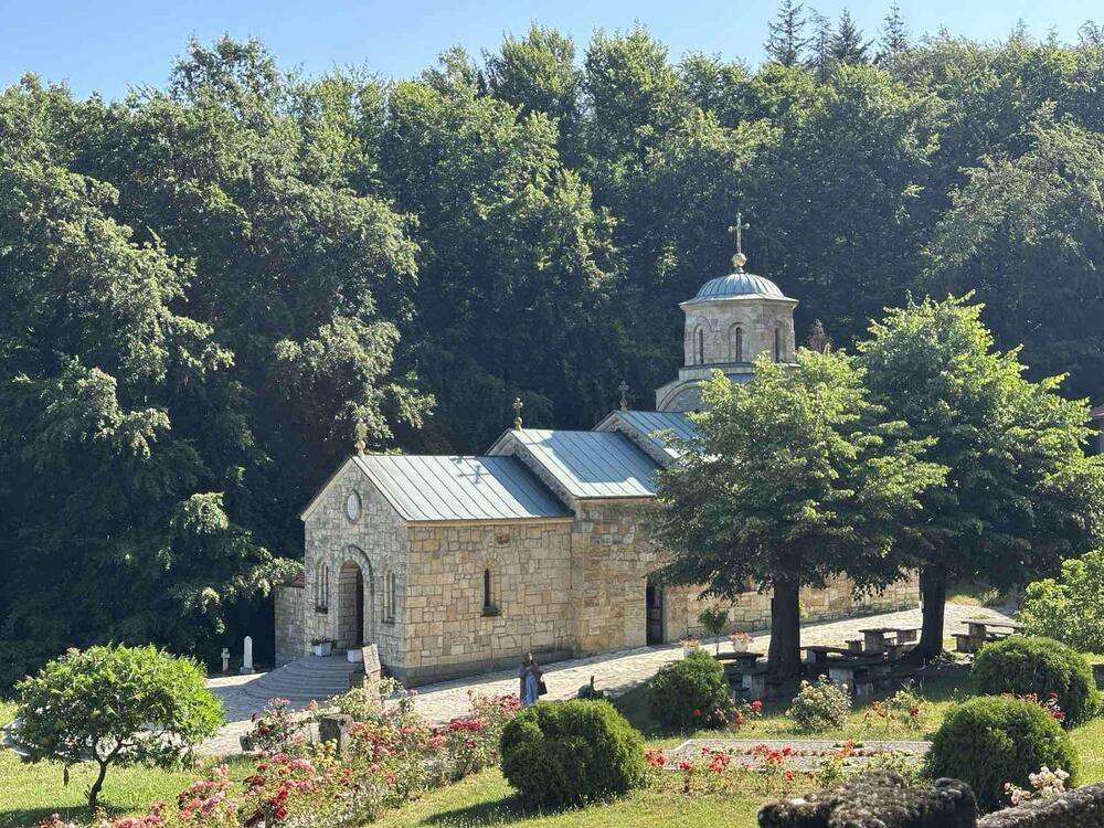 Na manje od sat vremena od Beograda se nalaze 3 srednjovekovna manastira: Idealan odmor za vikend