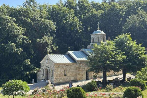 Apartman 30 evra, a čitava kuća za 60: Planina u srcu Šumadije je prava oaza mira za svačiji džep