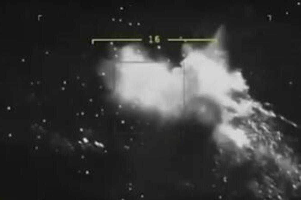 (VIDEO) Udar, pa eksplozija, od Rusa ostao samo pepeo! Usnimljen surov napad Ukrajinaca, razneše ih u paramparčad!