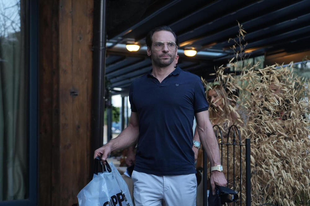 Juče se pola Srbije pitalo ko je ovaj čovek! Transformisao se za 180 stepeni, jedva mogli da ga identifikuju