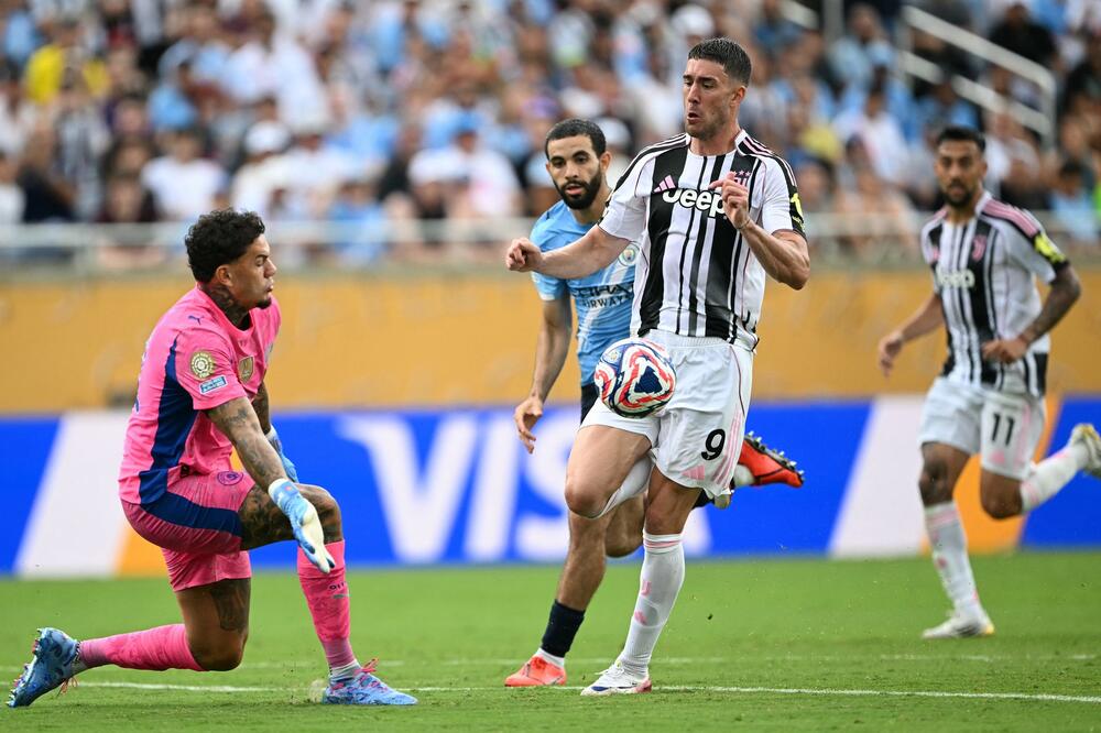 Novi problem za Dušana Vlahovića u Juventusu!