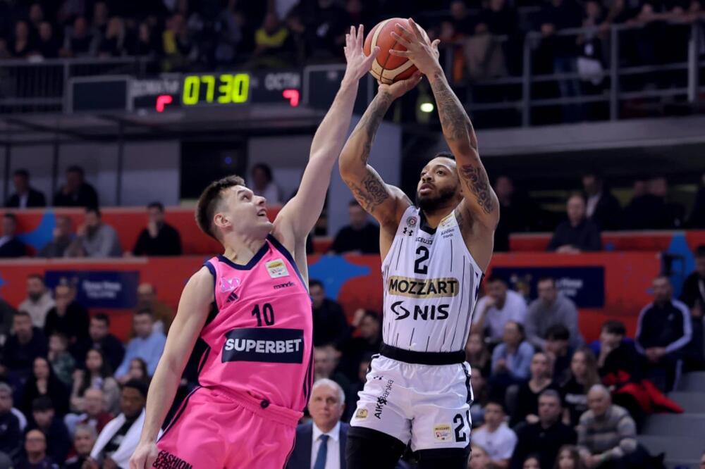 Potvrđeno: Napustio klub i otišao u Ameriku!