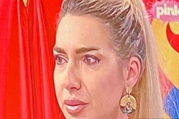 Jovana Jeremić plače kao kiša na Pinku! Prolila reku suza i to pred gostima, izdanje kakvo nije viđeno