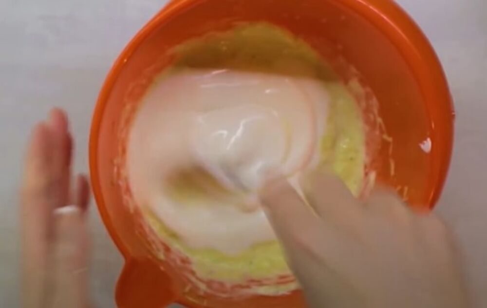 Smesa za pitu sa tikvicama, sirom i kiselim mlekom