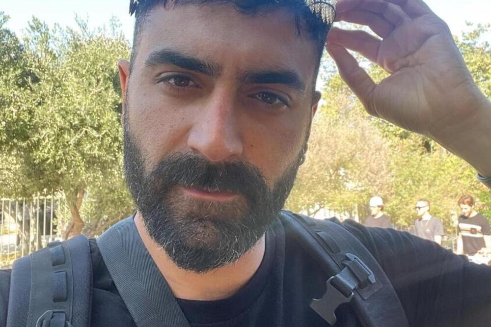 Kad je ovaj muškarac izgovorio ime, Srbi vrištali od šoka! Zove se kao naša poznata ličnost, mreže izgorele