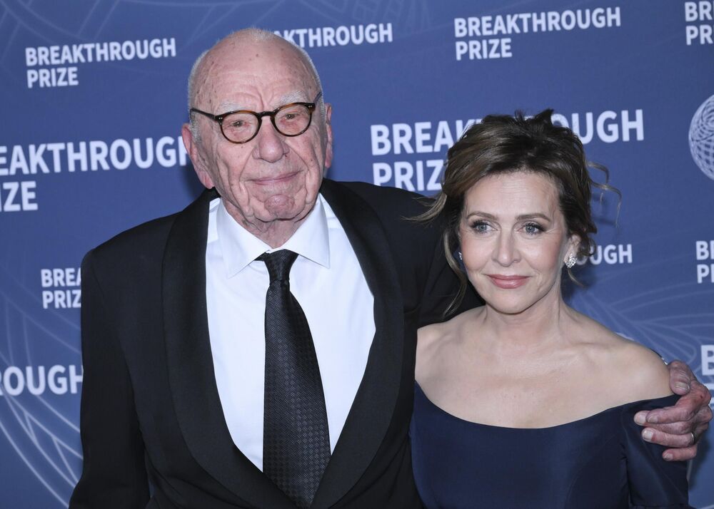 Elena Žukova, Rupert Murdok, Rupert Mardok