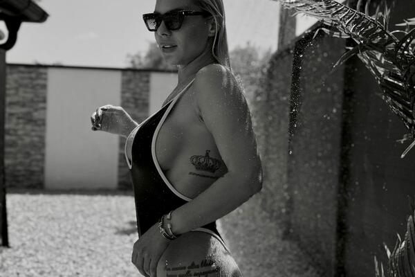 SMRTNI SLUČAJ UZDRMAO PINK! Umro Sandrin otac