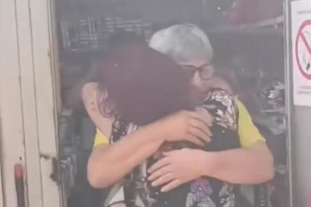 O ovom ispraćaju u penziju cela Srbija priča: Dušanki kolege priredile scenu za pamćenje, kakav prizor! (VIDEO)